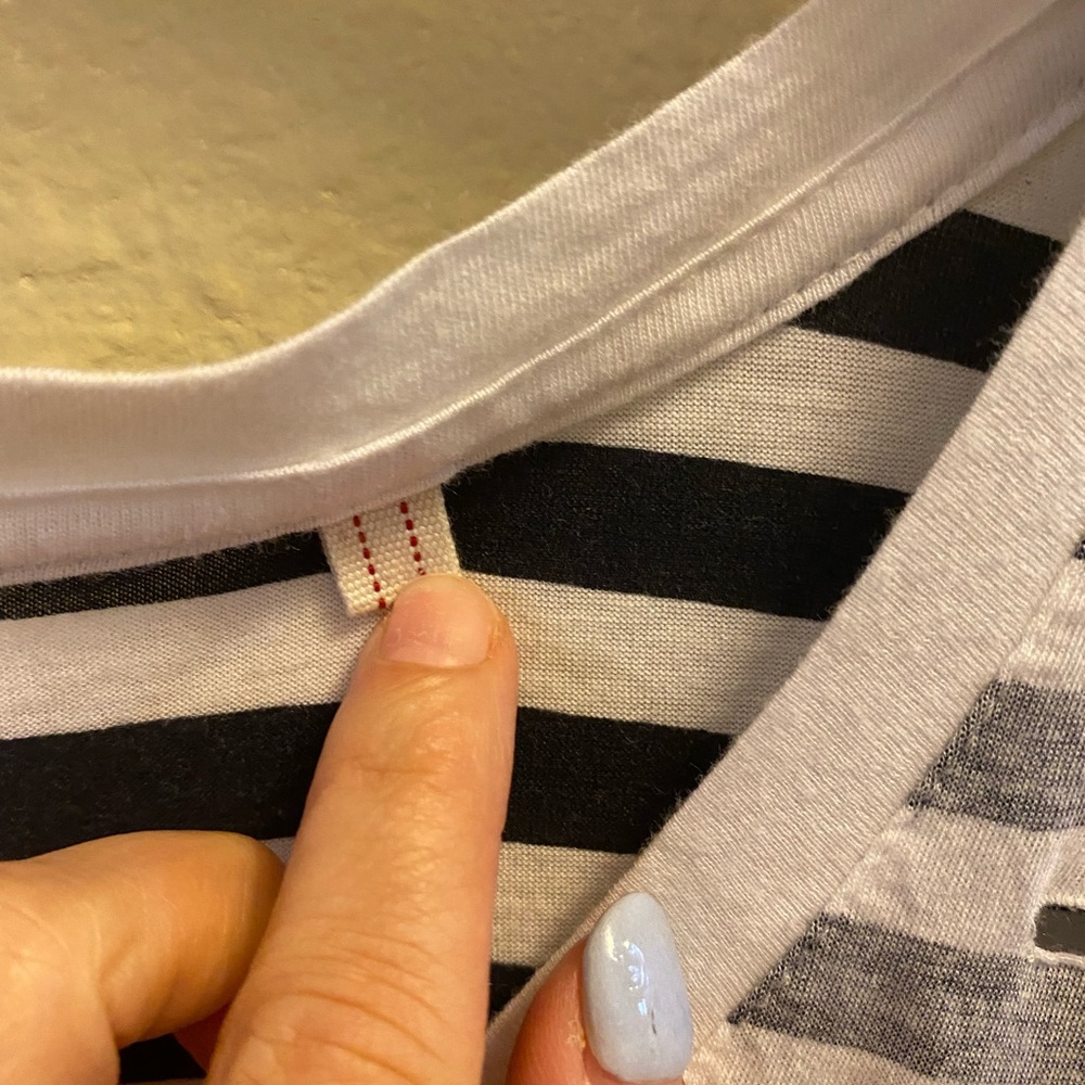 ⭐️ Guess Graphic Striped Destroyed T-Shirt 80s 90s Grunge - Picture 6 of 6